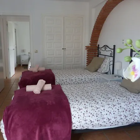 Tahiti, Bluewater Apartment